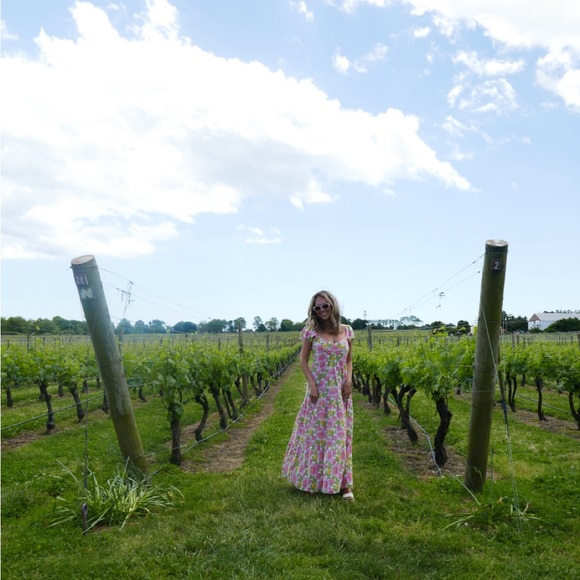 Meet your Posher, Haley - Picture 6 of 6